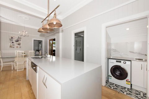 Beautiful Queenslander - Gold Coast 4U 4