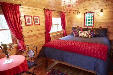 Heimat Chalets - Accommodation Gold Coast 3