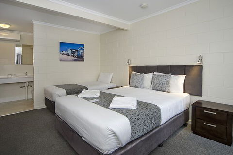 Victor Harbor City Inn - 1 Gold Coast 2