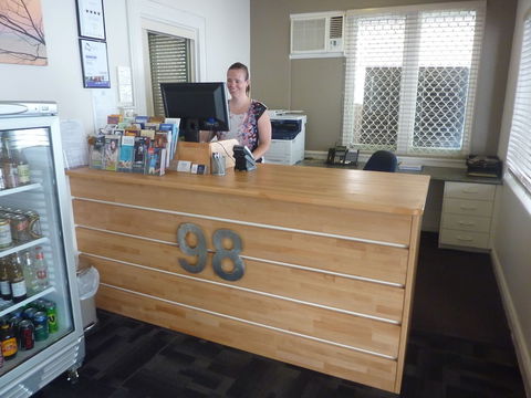 Motel 98 - Accommodation Gold Coast 2