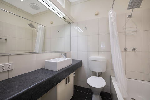 Hamilton Lakeside Motel - Accommodation Gold Coast 6
