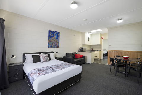 Hamilton Lakeside Motel - Accommodation Gold Coast 5