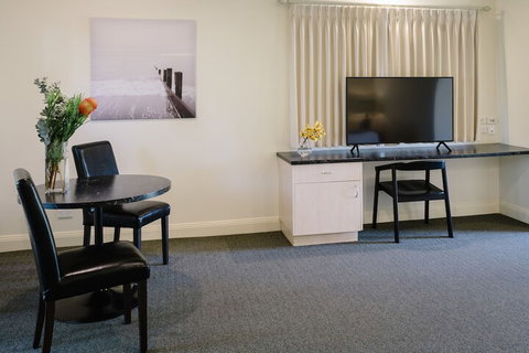 Fairways Resort - 1 Gold Coast 5