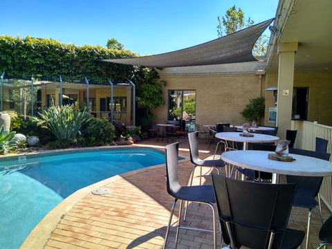 Madison Spa Motel - Adults Only - Accommodation Gold Coast 2