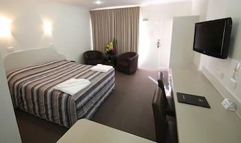 Thevenard SA Accommodation Gold Coast