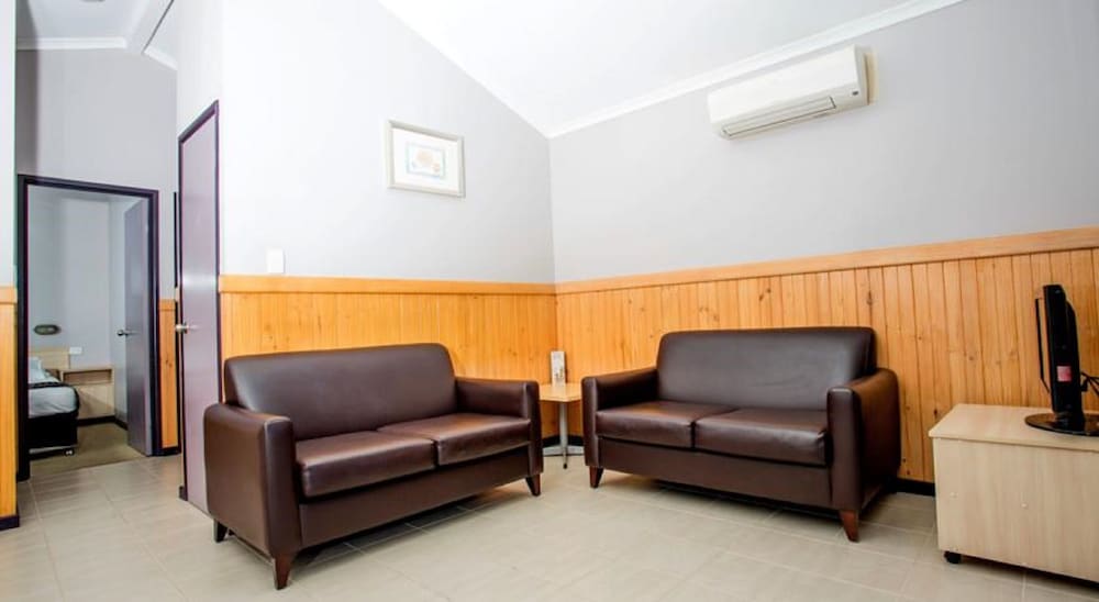 Sleepy Hollow NSW Gold Coast 4U
