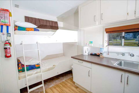 Reflections Holiday Parks Shaws Bay - Gold Coast 4U 3