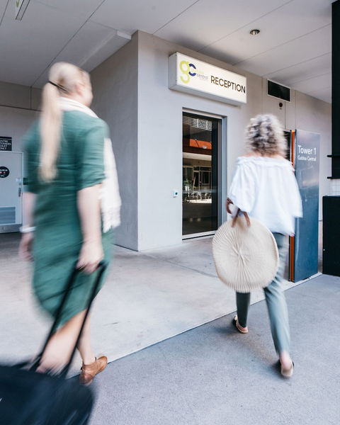 Gabba Central Apartments - Gold Coast 4U 4