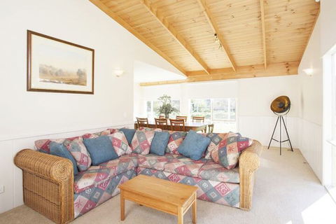 Beechworth Cedar Cottages - Accommodation Gold Coast 2