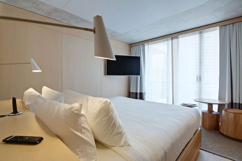 Zara Tower Hotel - Accommodation Gold Coast 2