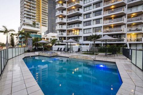 South Pacific Plaza - Accommodation Gold Coast 4