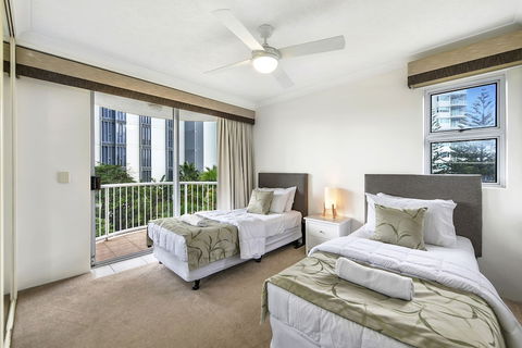 The Ritz Resort - Accommodation Gold Coast 5