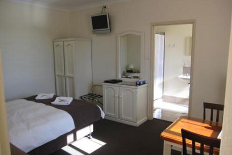 Aussie Settler Motel - Accommodation Gold Coast 4