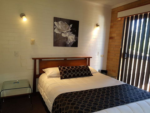 Cousins Motor Inn - Accommodation Gold Coast 5