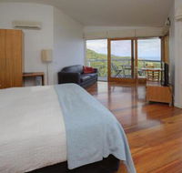Chriss Beacon Point Restaurant  Villas - Accommodation Gold Coast