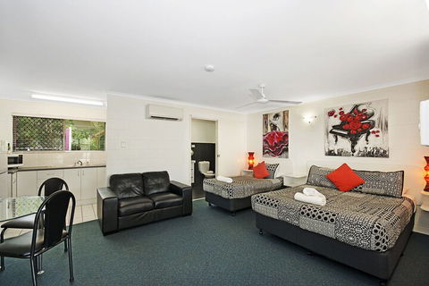Townsville Holiday Apartments - Gold Coast 4U 3