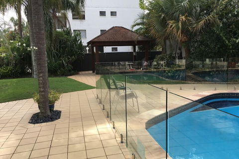 Burleigh Palms Holiday Apartments - Accommodation Gold Coast 2