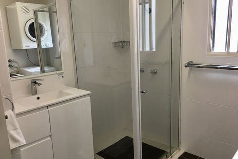Burleigh Palms Holiday Apartments - Accommodation Gold Coast 5