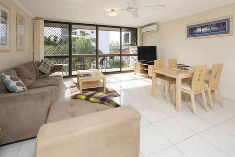 Burleigh Palms Holiday Apartments - Accommodation Gold Coast 6