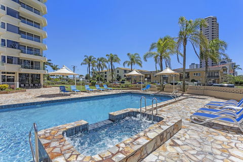 Southern Cross Beachfront Holiday Apartments - Accommodation Gold Coast 5