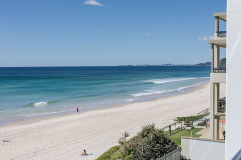 Spindrift On The Beach - Gold Coast 4U 4