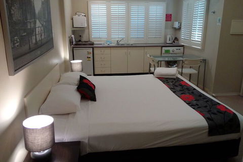 Brisbane Street Studios - Accommodation Gold Coast 6