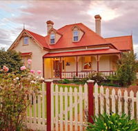Cambridge House - Accommodation Gold Coast