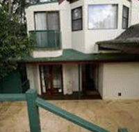 Montville Attic - Gold Coast 4U