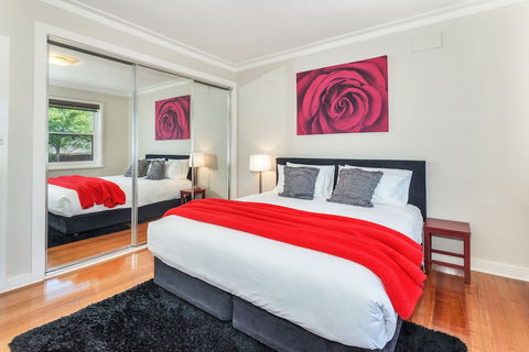 Lake Wendouree Luxury Apartments On Webster - Gold Coast 4U 2