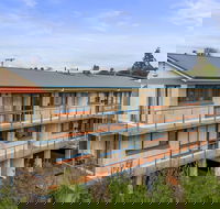 96 on Arthur Apartments - Accommodation Gold Coast