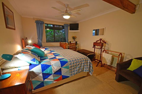 Broadwater Bed & Breakfast - Gold Coast 4U 5