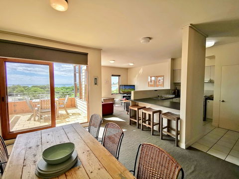 Lornebeach Apartments - Accommodation Gold Coast 3