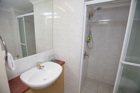 Springwood Tower Apartment Hotel - Accommodation Gold Coast 3