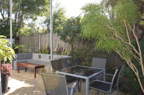 A Beautiful Flat - Accommodation Gold Coast 3