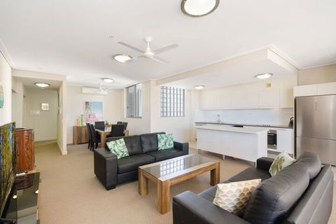 Direct Hotels â€“ Dalgety Apartments - Accommodation Gold Coast 7