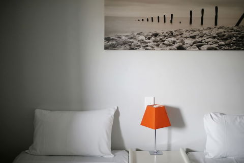 The Lakes Hotel - Gold Coast 4U 3