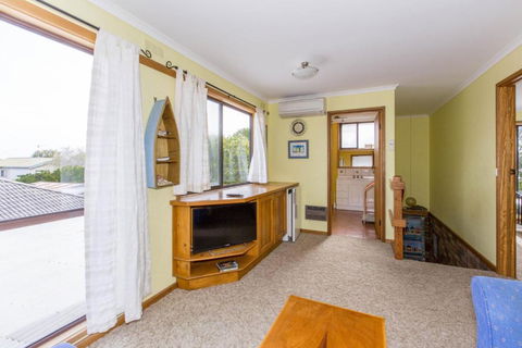 HOLIDAY On NAUTILUS INVERLOCH - Accommodation Gold Coast 4