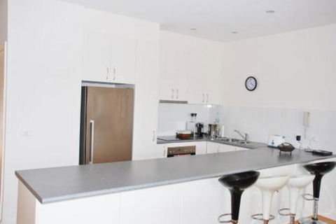 POSITION PERFECT CENTRAL INVERLOCH - Accommodation Gold Coast 5