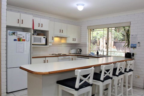 3 MELALEUCA - Accommodation Gold Coast 6