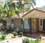FRANGIPANI BEACH HOUSE PET FRIENDLY 22 Belbourie Cres Boomerang Beach - Accommodation Gold Coast