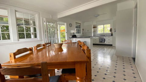 Allamanda House 3 Willow Street - Accommodation Gold Coast 1