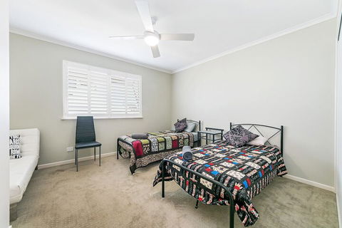 Redcliffe Peninsula Penthouse - Accommodation Gold Coast 6
