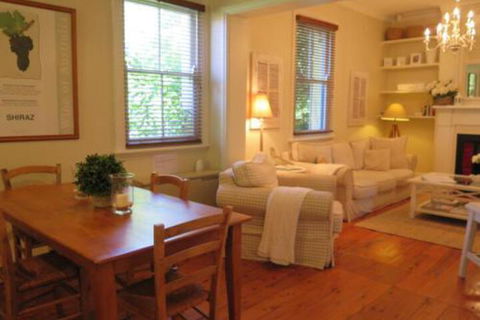 Dalton Cottage - Gold Coast 4U 4