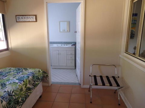 Lazy Lobster Holiday Units & Chalets - Accommodation Gold Coast 2
