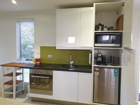 Goat Island Bungalow - Accommodation Gold Coast 5