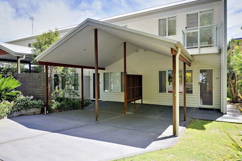 Florida 5 / 5 Lillian Street - Accommodation Gold Coast 1