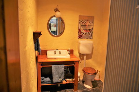 Griffiths Cottage - 1 Gold Coast 7