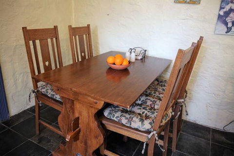 Griffiths Cottage - 1 Gold Coast 6