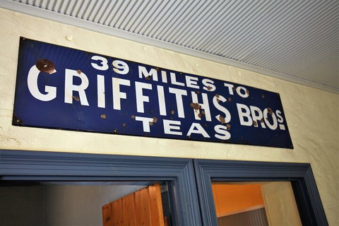 Griffiths Cottage - 1 Gold Coast 2