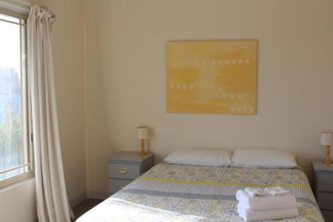 Golden Rivers Holiday Apartments - Accommodation Gold Coast 4